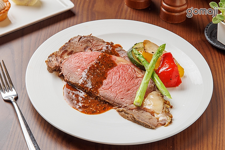 現切牛肉