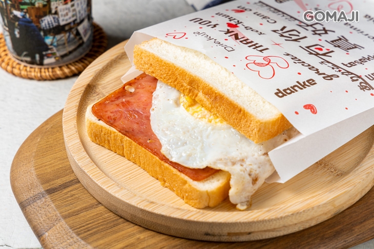 火腿起司蛋吐司