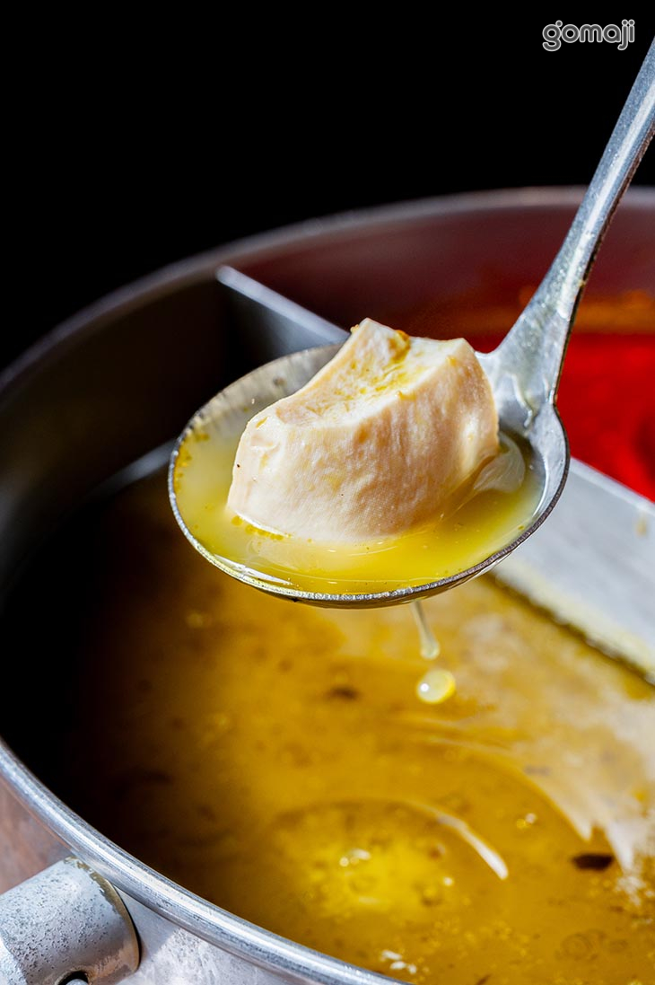 鴛鴦鍋：重慶綠麻辣＆四川紅麻椒