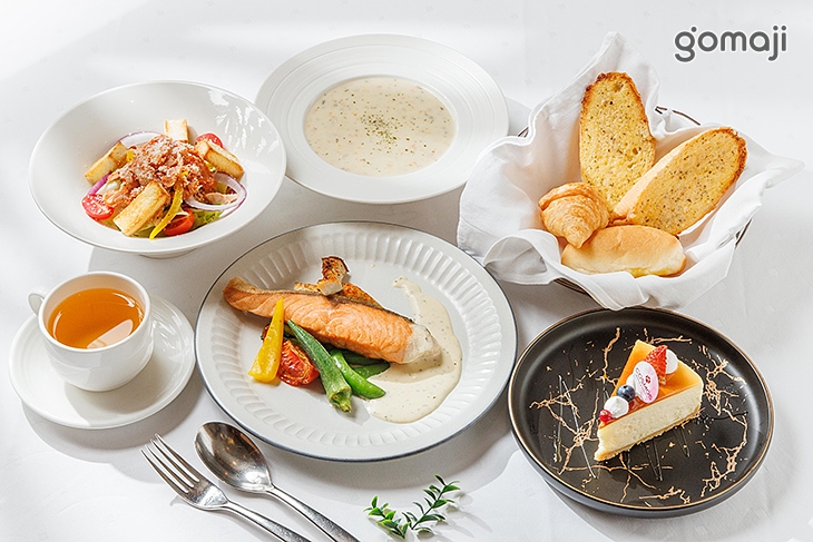 嫩煎鮭魚排/德式脆皮豬腳享受套餐