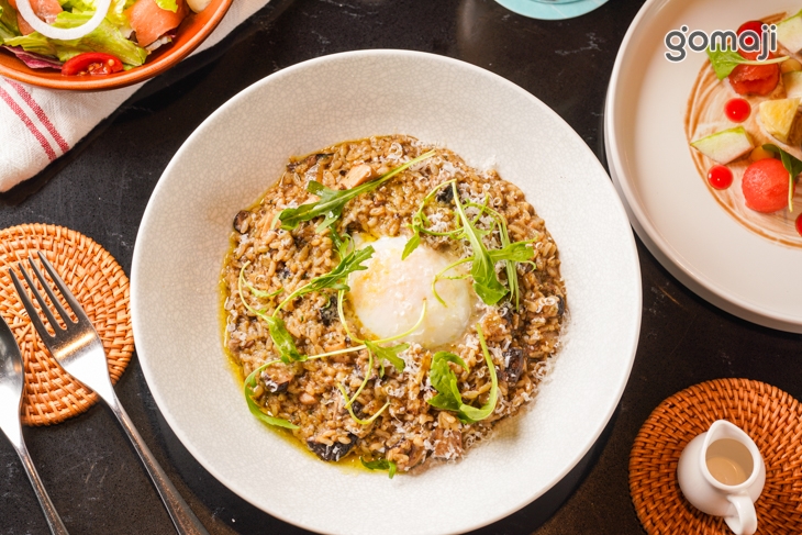 牛肝菌溫泉蛋野菇燉飯(奶蛋素)