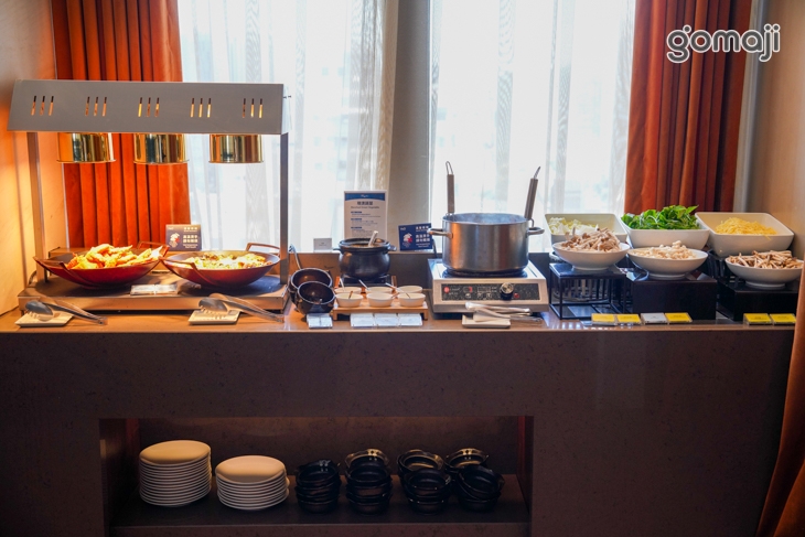 自助海鮮沙拉吧無限享用