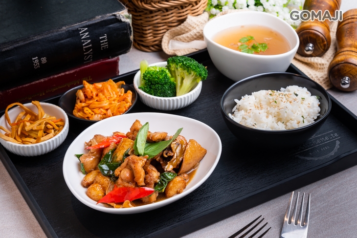 三杯雞＋杏鮑菇定食