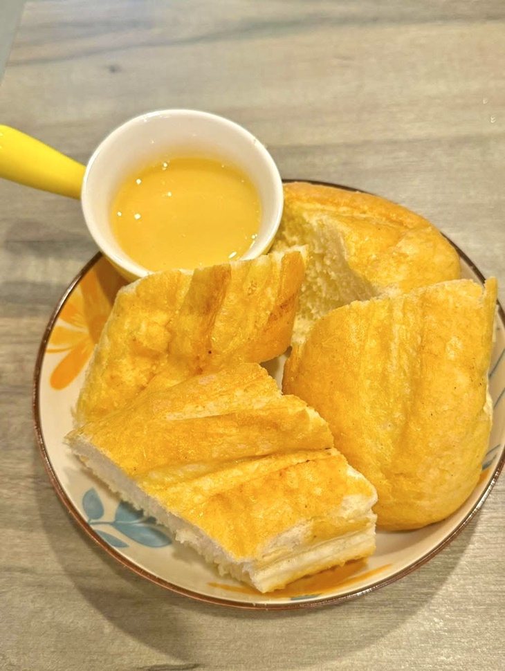 煉乳麵包