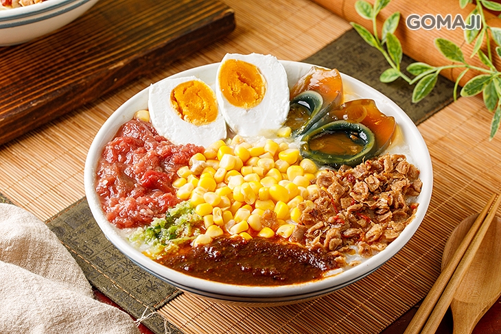 鹹皮蛋沙茶牛肉粥