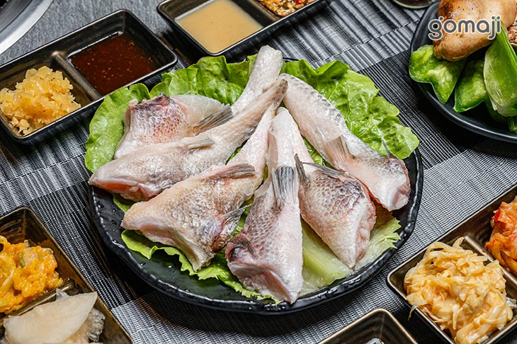 魚下巴