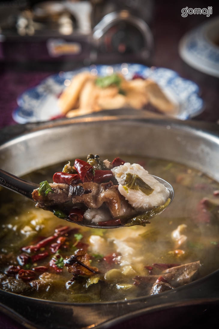 酸菜魚鴨湯/半鴨