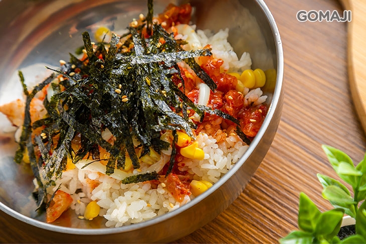 泡菜拳頭飯糰