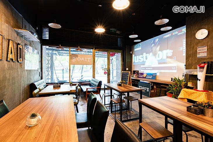 TIAO’s hot dog刁氏熱狗堡