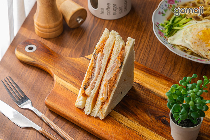 芋泥肉鬆麻糬吐司