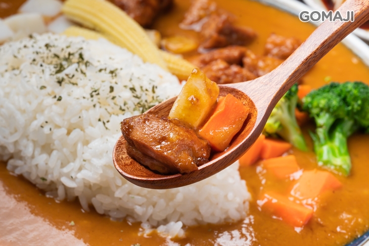 咖哩飯套餐（咖哩雞肉飯＋可樂＋溏心蛋豆腐）