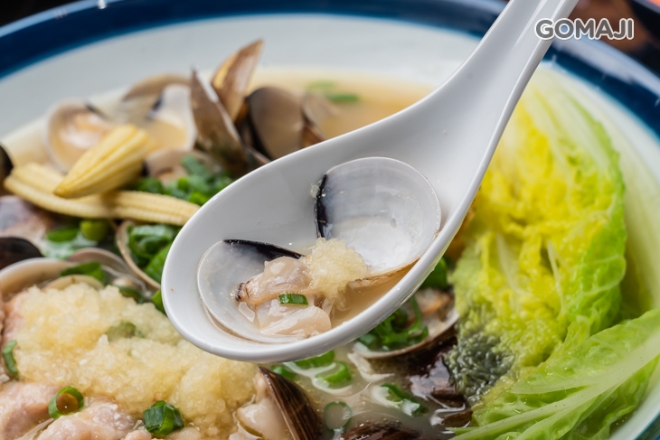 蒜頭蛤蠣雞拉麵