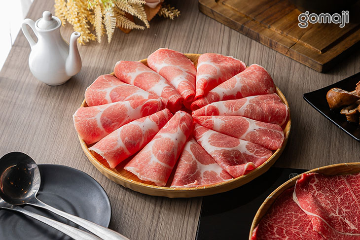 台灣溫體梅花豬