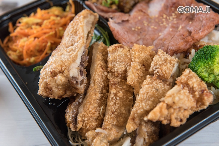 香酥雞排+燒肉飯