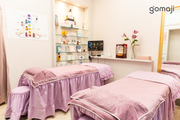  自帶光時空美學館 