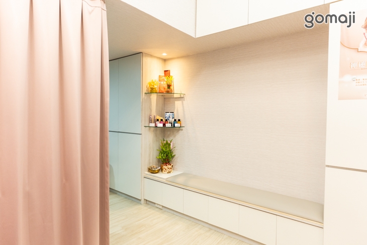  自帶光時空美學館 