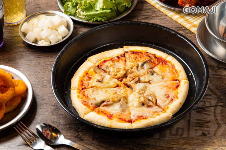 迷迭香春雞披薩