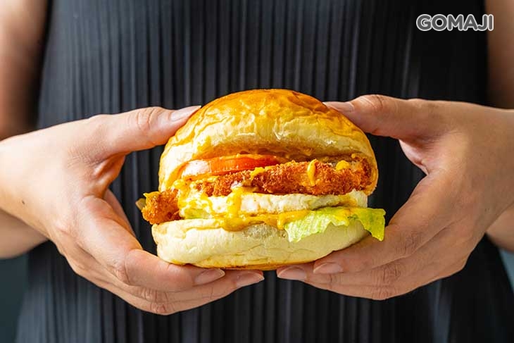 黃金醬x香酥魚排蛋堡