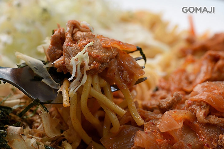 泡菜豬肉炒燒麵