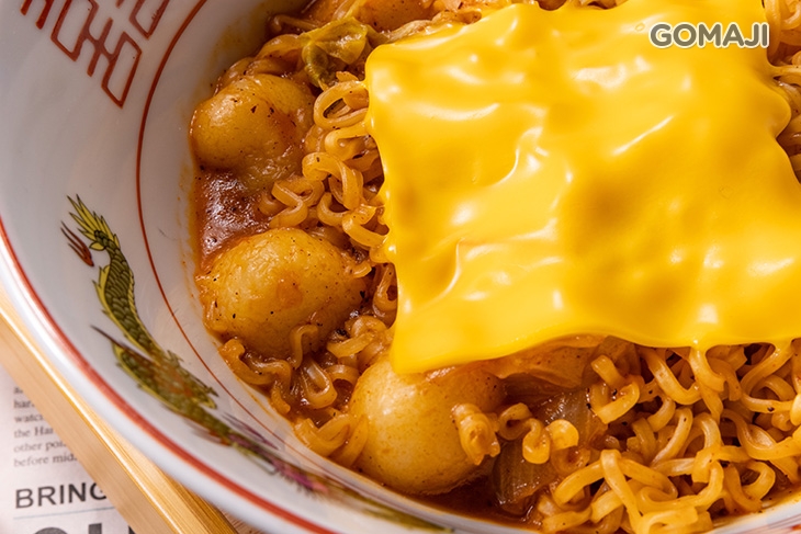 招牌起司辣炒年糕麵