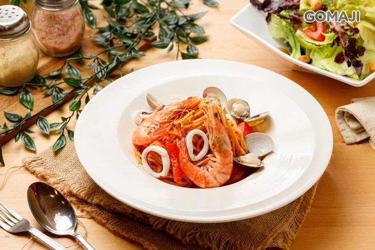 海鮮紅醬義大利麵