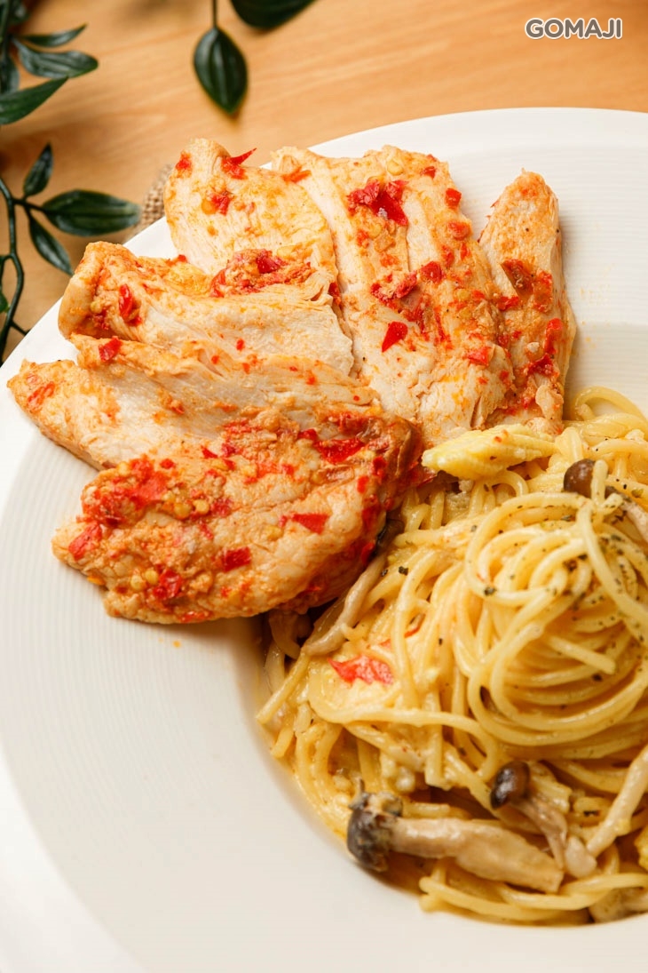 華陀辣雞胸義大利麵