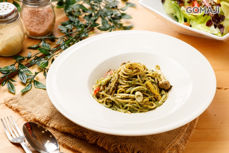 青醬菇菇義大利麵