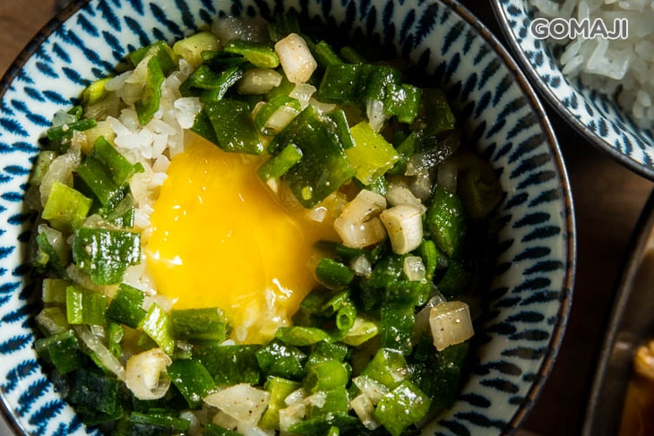 韓式泡菜一份 + 台粳9號一碗 + 青蔥月見飯一碗 