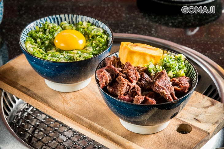 月見蔥飯一份+韓牛拌飯一份