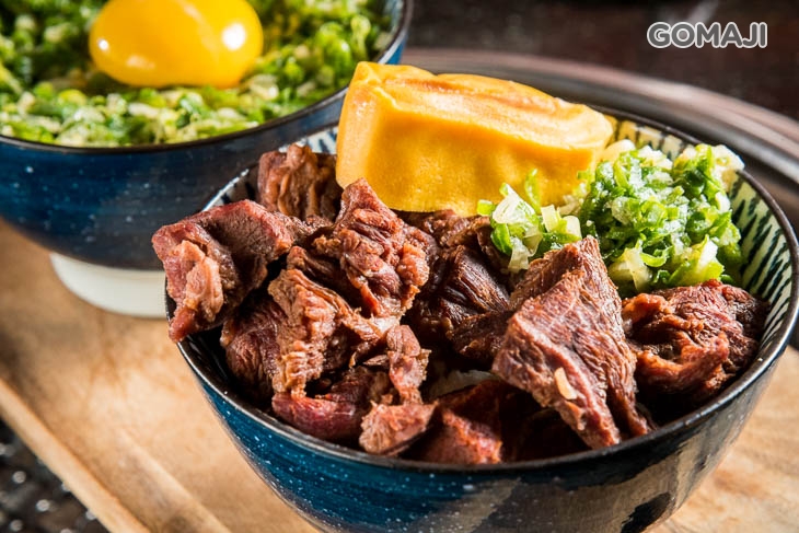 月見蔥飯一份+韓牛拌飯一份