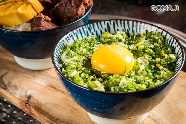 月見蔥飯一份+韓牛拌飯一份