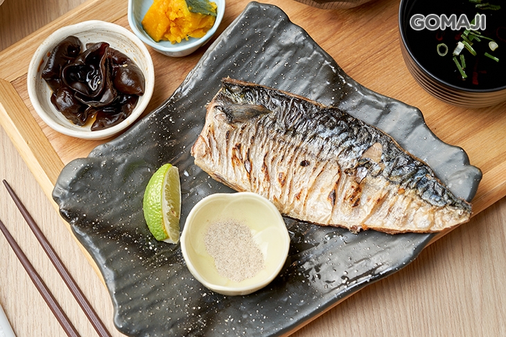 今天吃鯖魚定食 