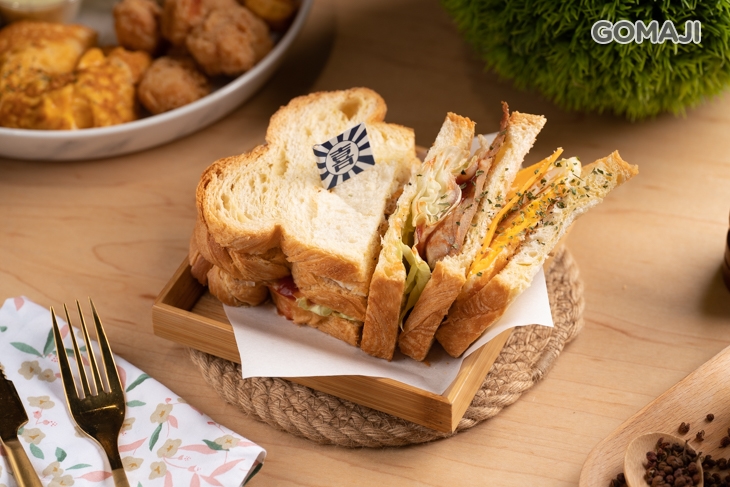 板燒烤肉總匯吐司