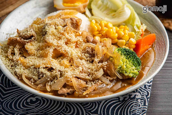 泰式酸辣豬排咖哩