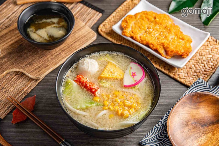 味增豬排烏龍麵