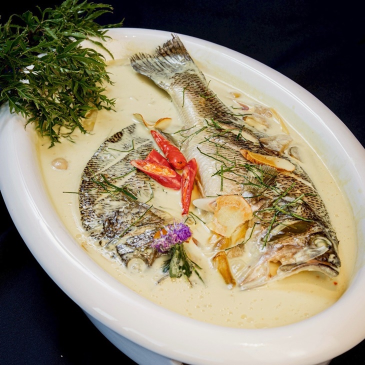 清蒸雪山鱸魚(南薑椰奶醬汁)