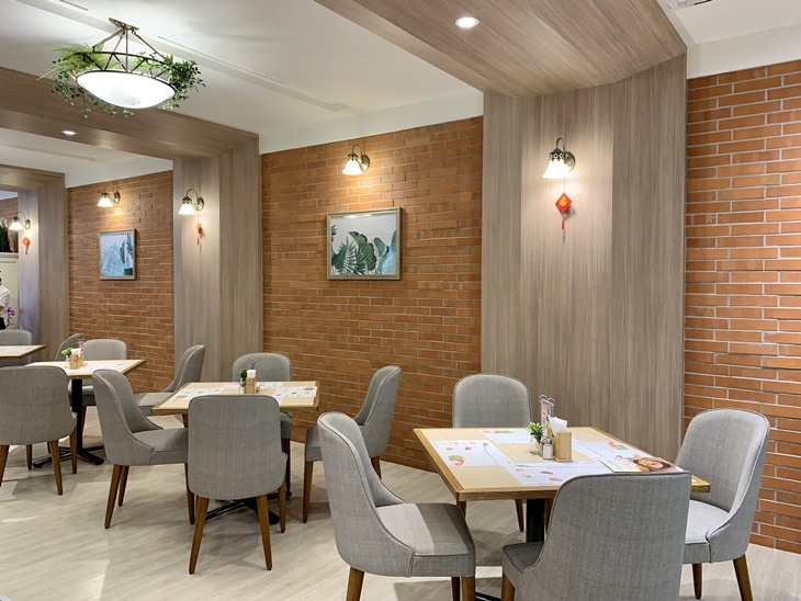 Royal Host 樂雅樂餐廳