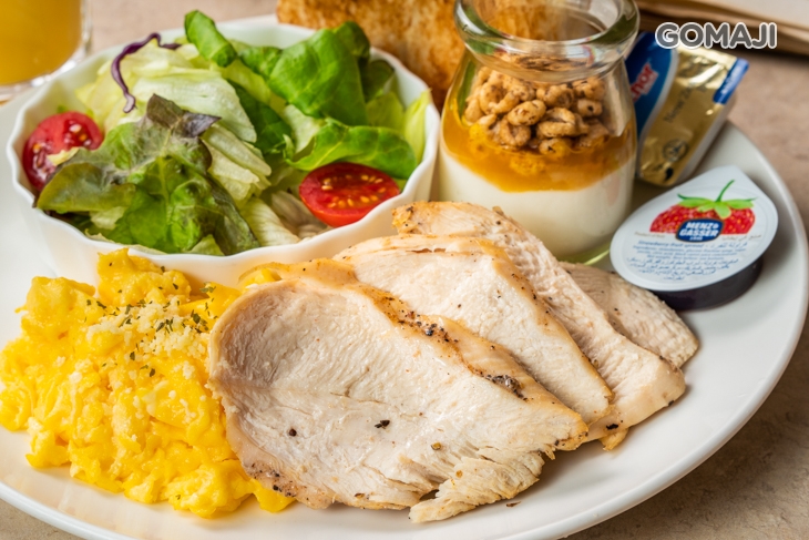 晨光嫩烤雞胸與嫩蛋