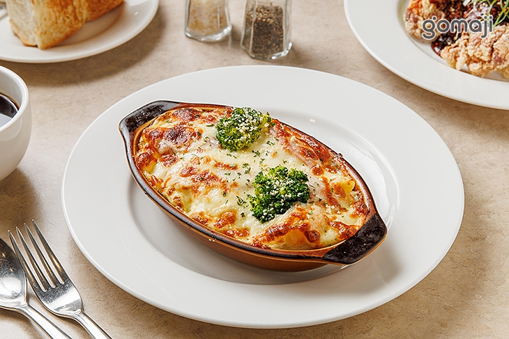 焗烤蝦仁香腸奶油通心麵