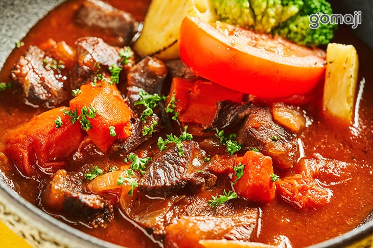 勃根地紅酒燉牛肉