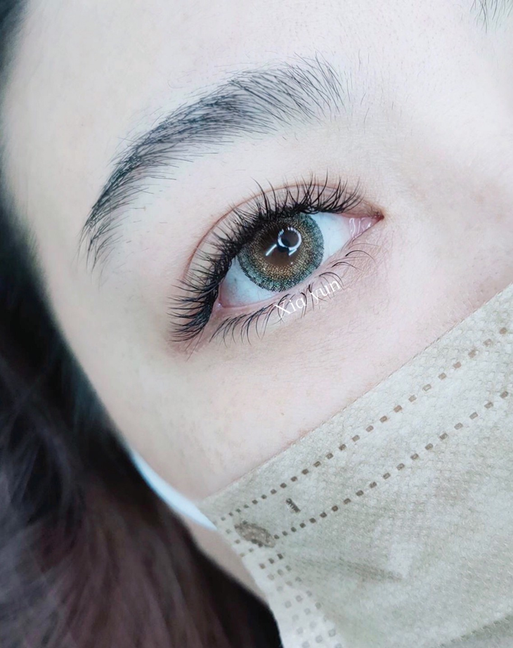 精緻完美系~6D600根0.07睫毛嫁接