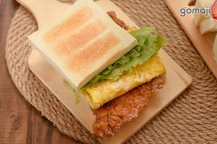 招牌肉蛋香酥烤吐司