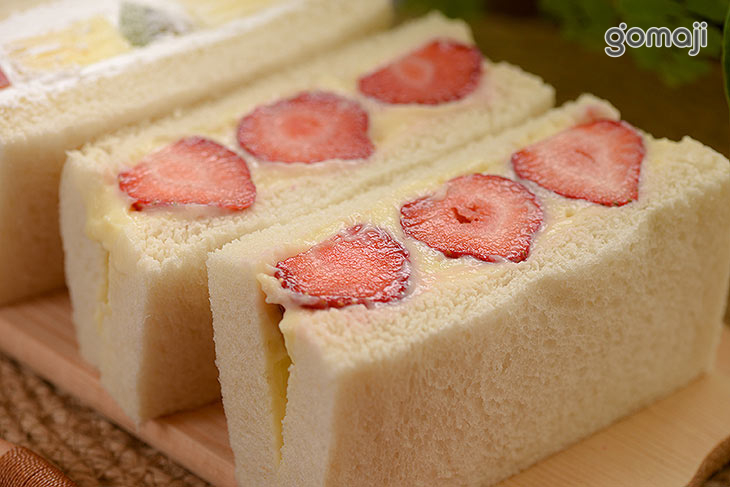 鮮奶草莓/鮮奶水果