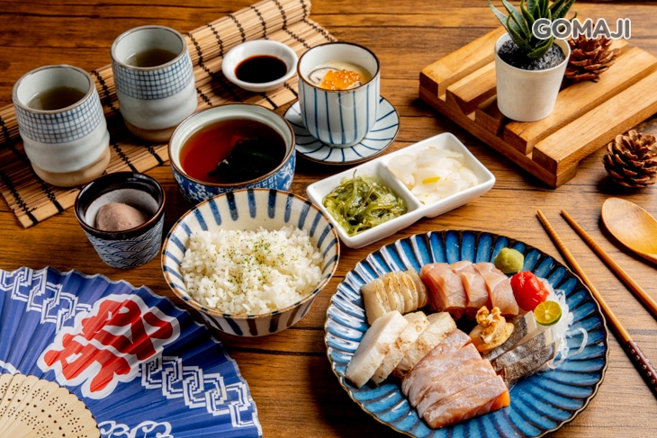 綜合生魚片定食
