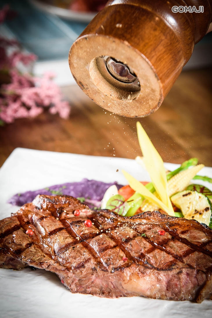 炭烤美國紐約客牛排套餐