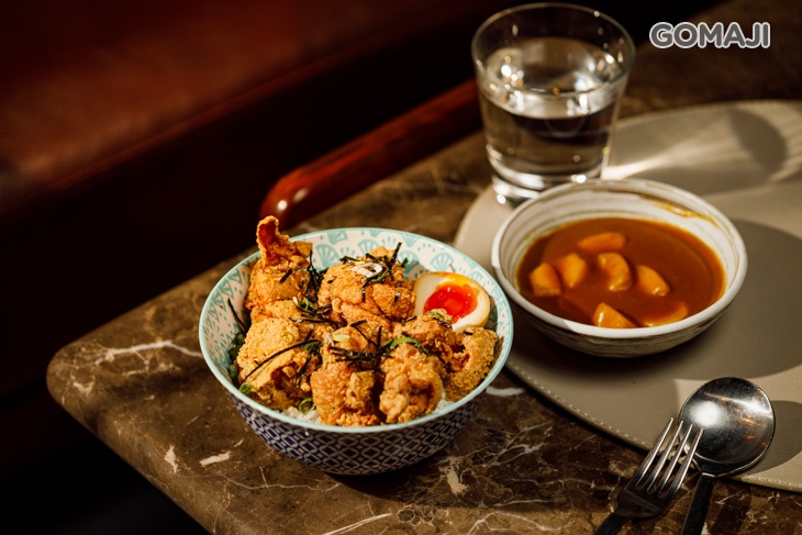 香酥炸雞佐蘋果香蕉咖哩