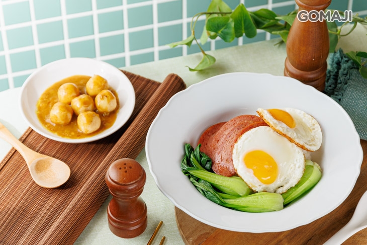 餐肉煎雙蛋飯|咖哩魚蛋