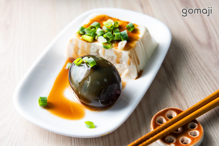 皮蛋豆腐