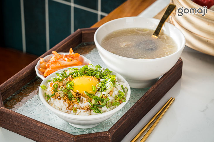 二號餐 豬油拌飯+小菜+叁記湯品