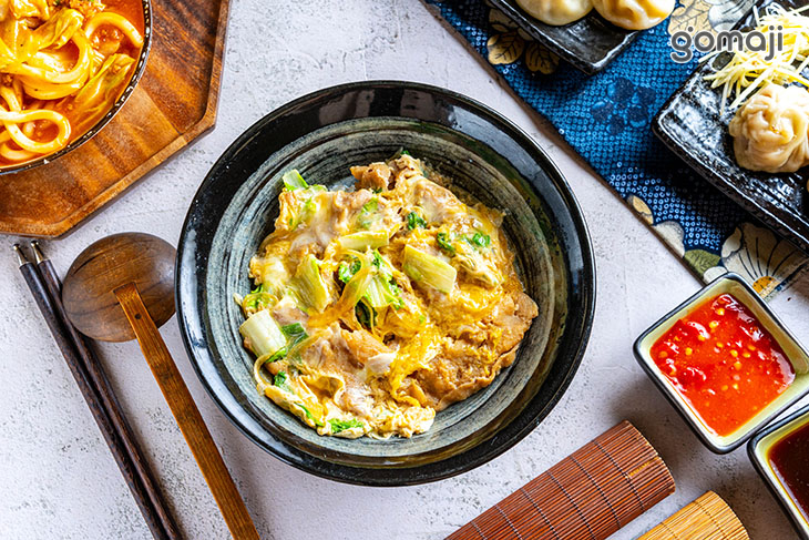 雞肉丼飯   